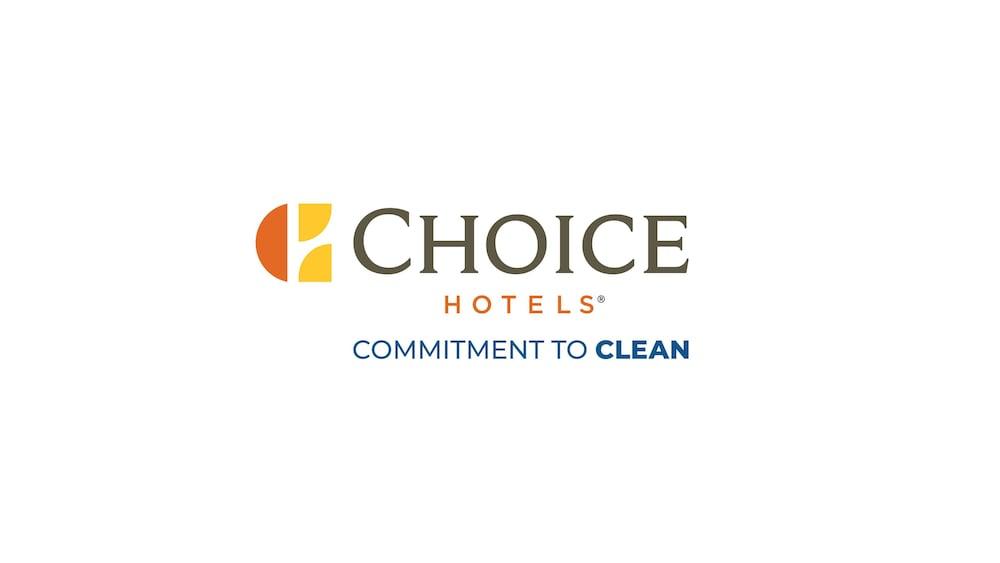 Quality Inn & Suites Montgomery East Carmichael Rd Экстерьер фото