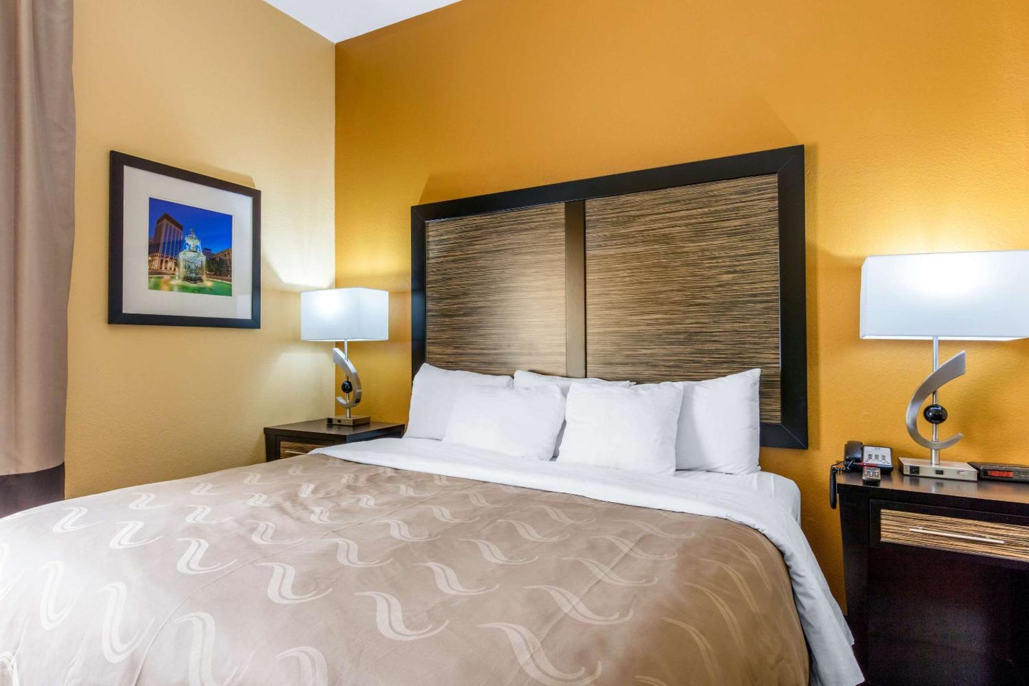 Quality Inn & Suites Montgomery East Carmichael Rd Экстерьер фото